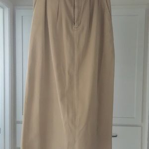 Great Khaki Midi skirt